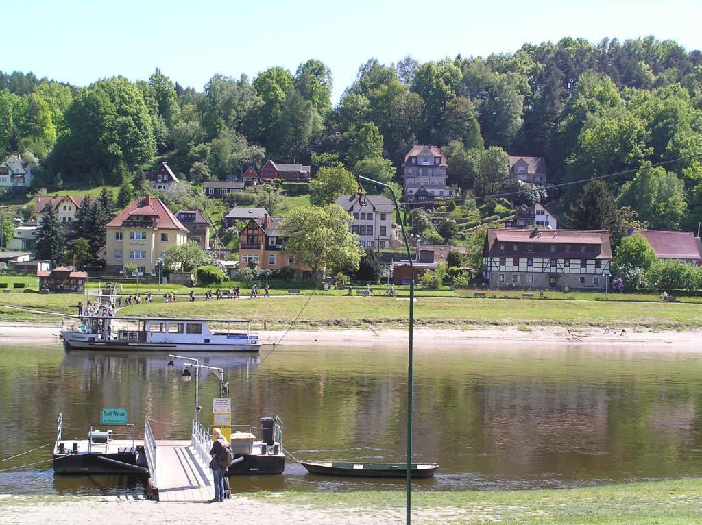 Hotel Saechsisches Haus Berggiesshübel Eksteriør bilde